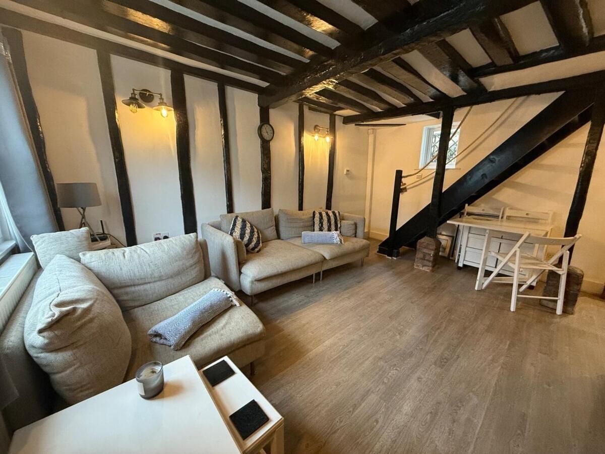 Tidal Walk Cottage By The Sea Harwich Room photo