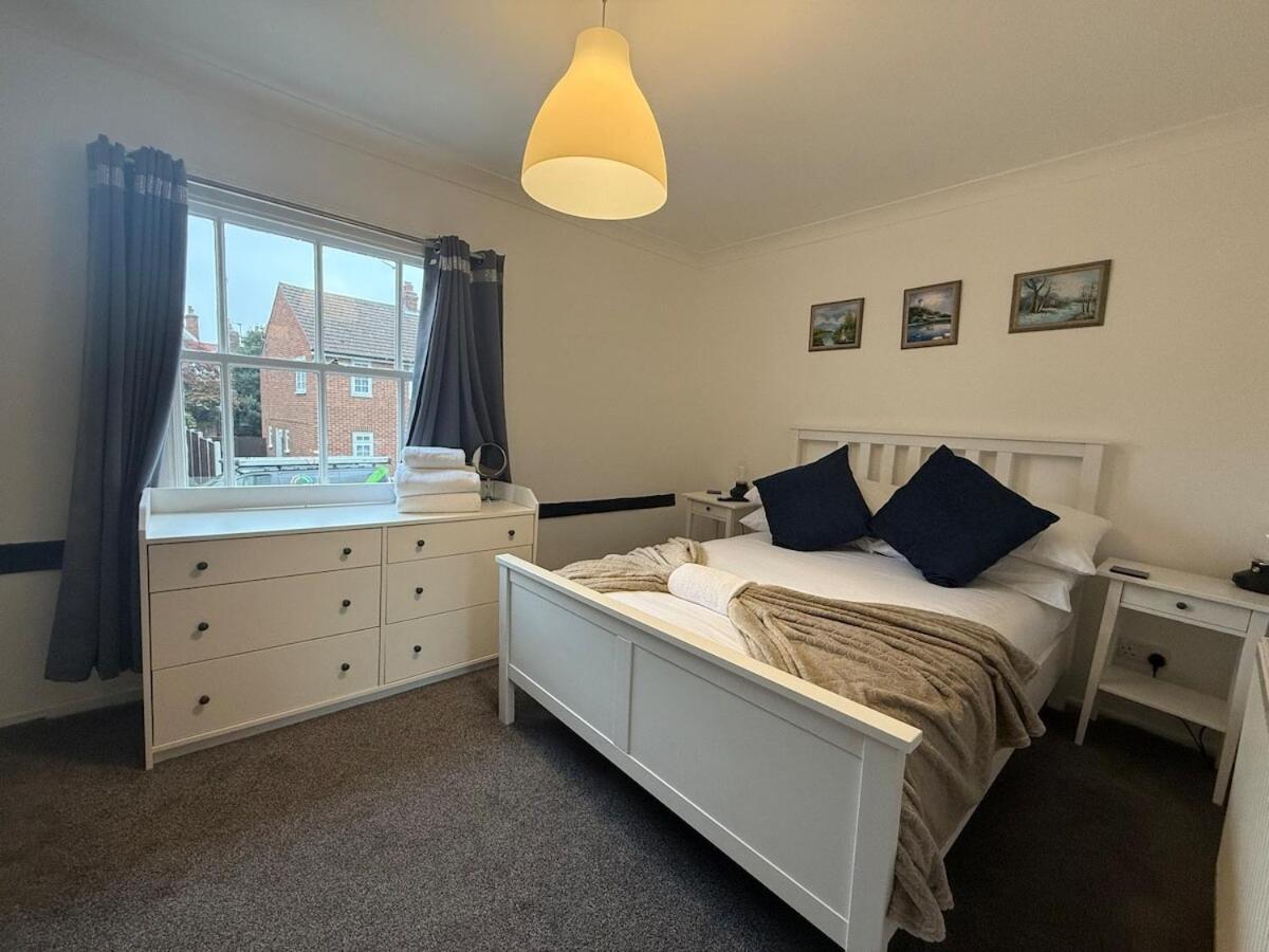 Tidal Walk Cottage By The Sea Harwich Room photo