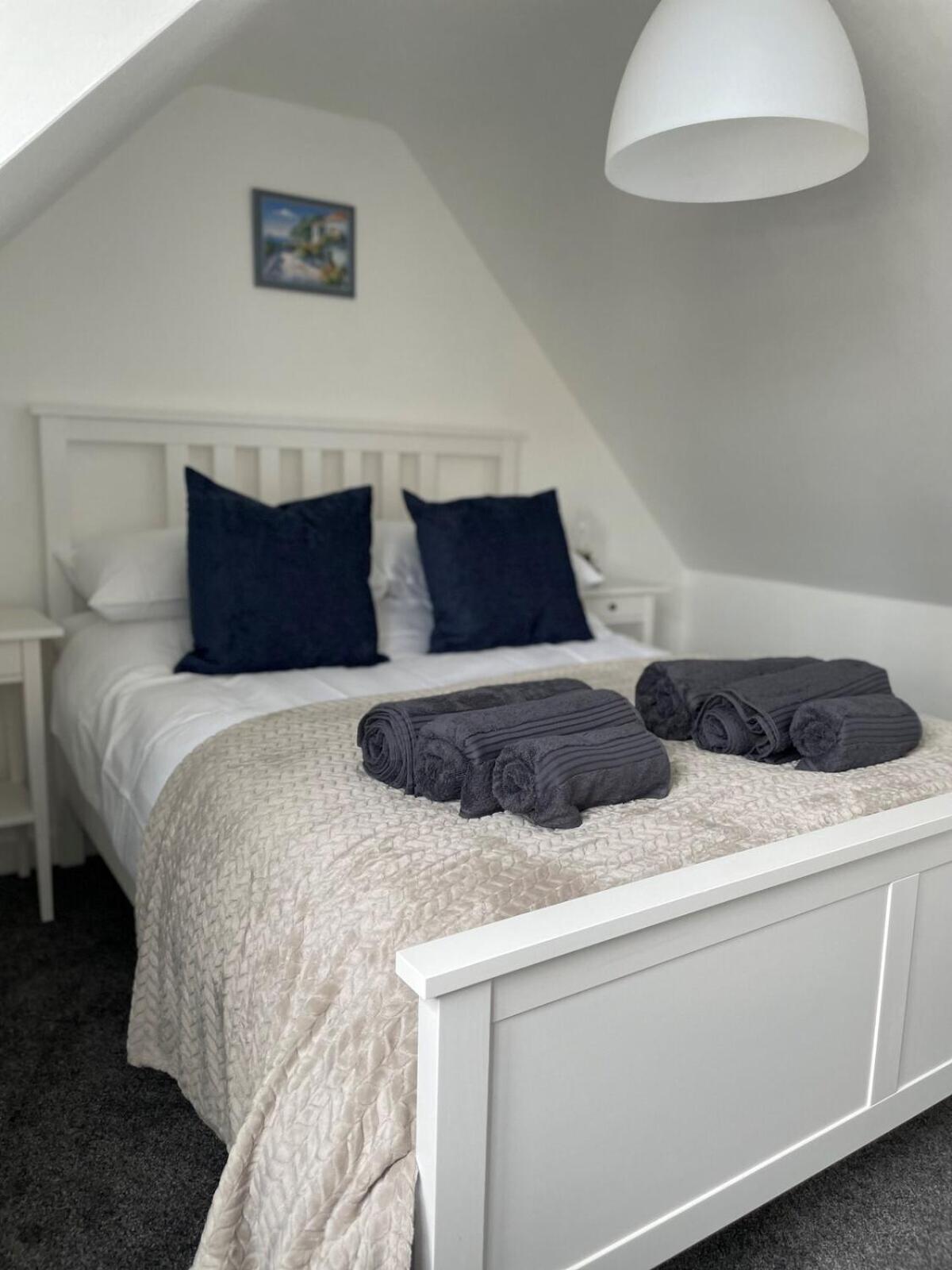 Tidal Walk Cottage By The Sea Harwich Exterior photo